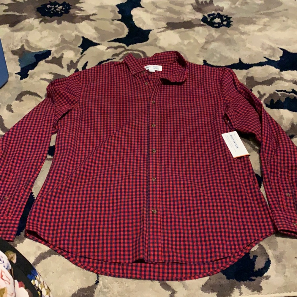 Men’s size XL long sleeve button down shirt